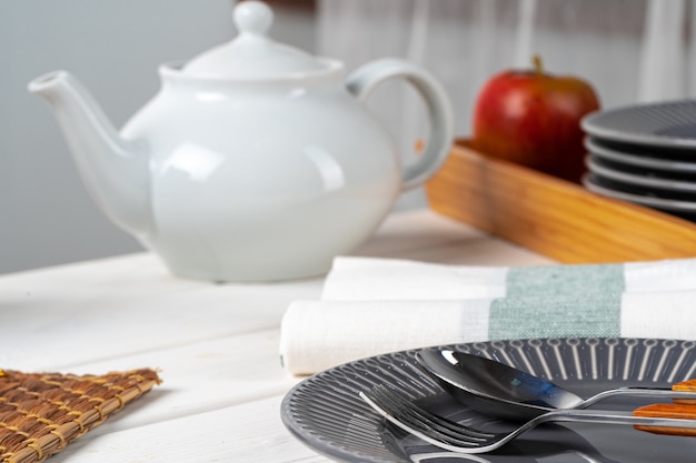 Kuchynské náradie a servírovanie